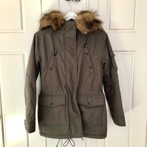 Army green winter coat size S
